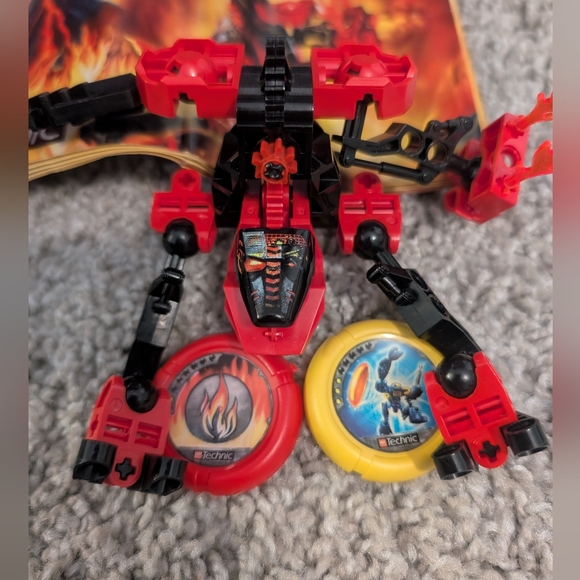 ⭐2/$25⭐Lego Technic Throwbot 8500 black red mech with storage box and manual - Picture 8 of 11